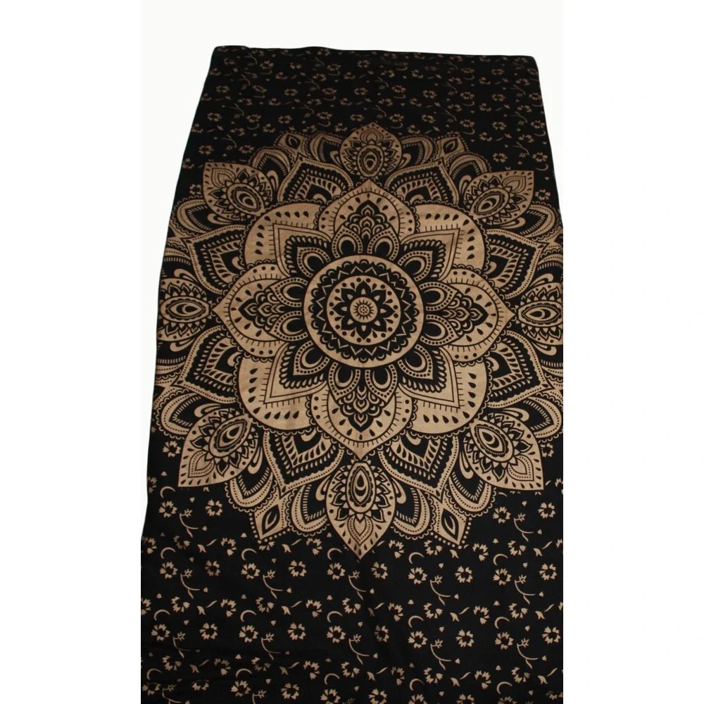 Black and Gold Mandala Tapestry Bohemian Wall Hanging Floral Medallion 78x54